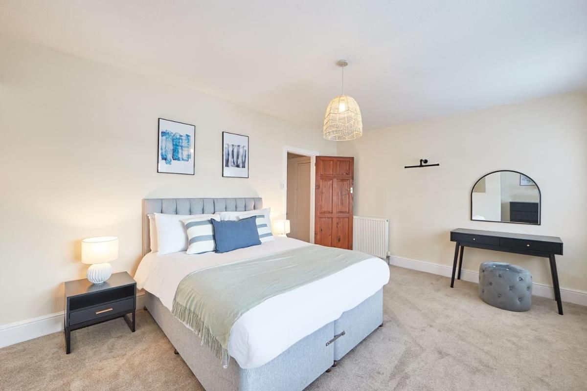 Blue Sky 3 Bedroom Cottage Whitby Extérieur photo