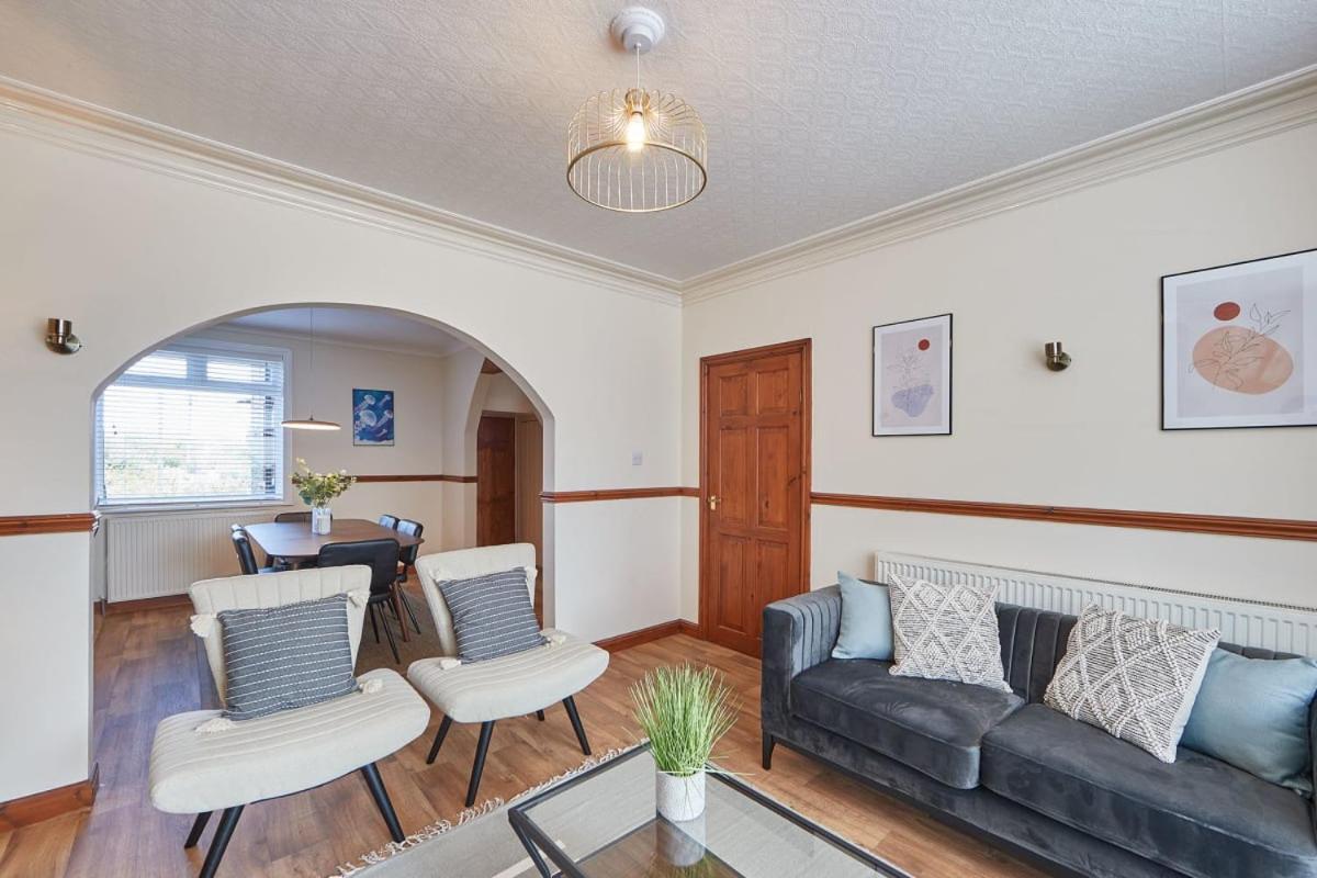 Blue Sky 3 Bedroom Cottage Whitby Extérieur photo